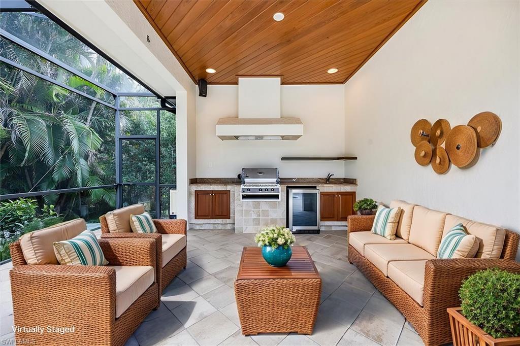 MOORINGS - Residential