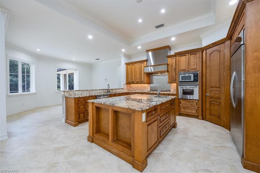 MOORINGS - Residential