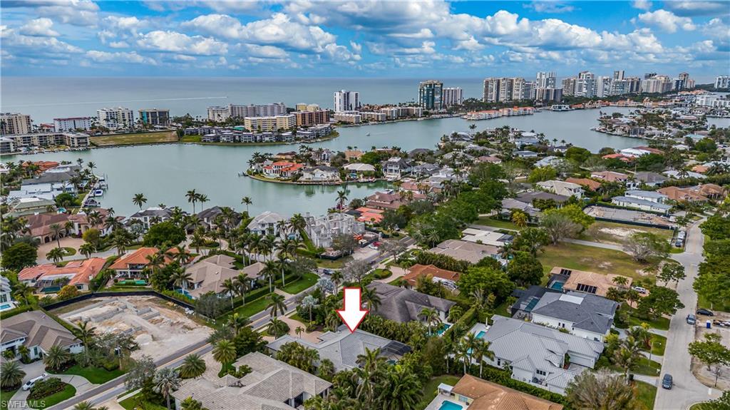 MOORINGS - Residential