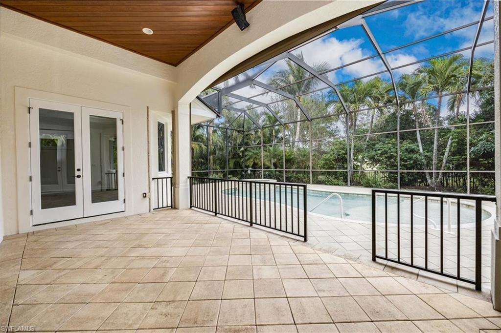 MOORINGS - Residential