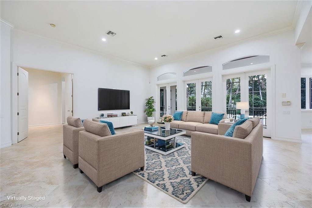 MOORINGS - Residential