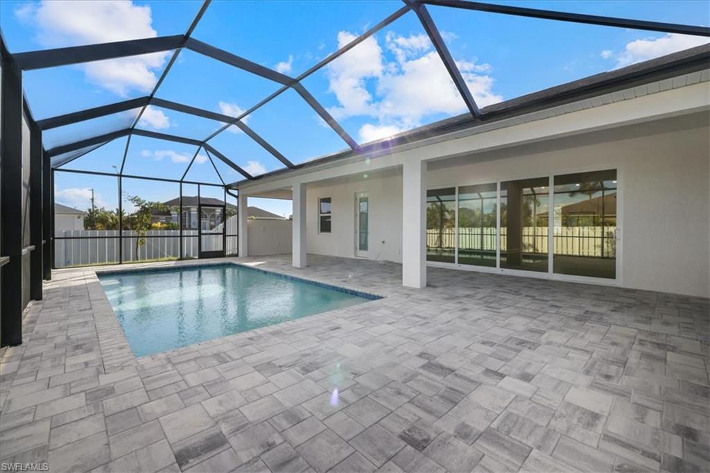 CAPE CORAL - Residential