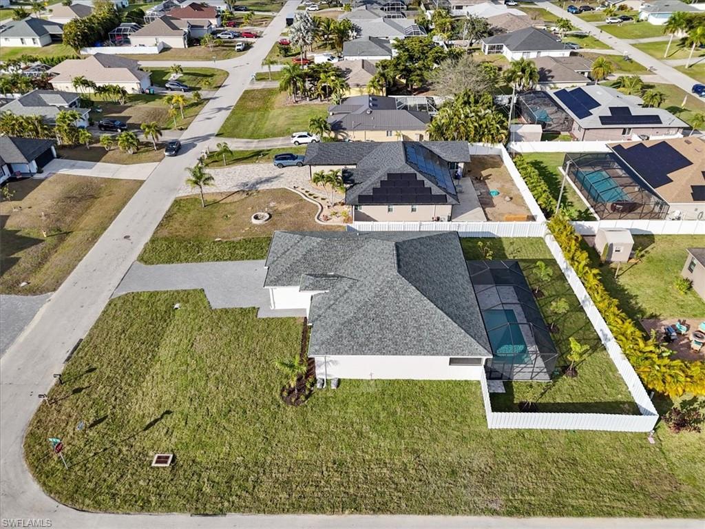 CAPE CORAL - Residential