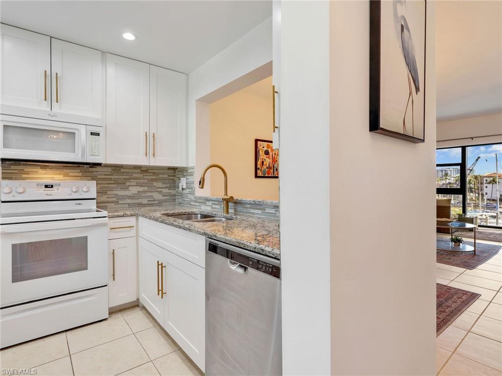 801 River Point DR 203A