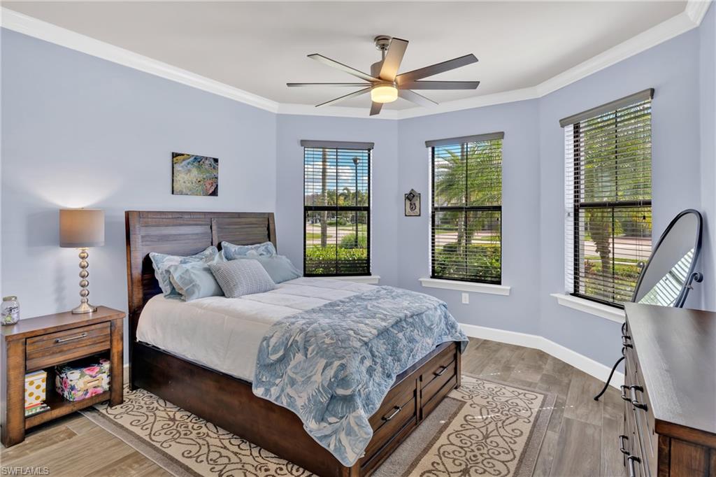 CORKSCREW SHORES - Residential