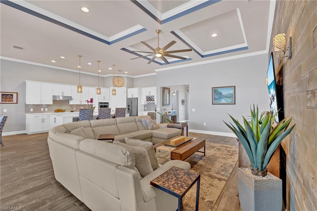 CORKSCREW SHORES - Residential