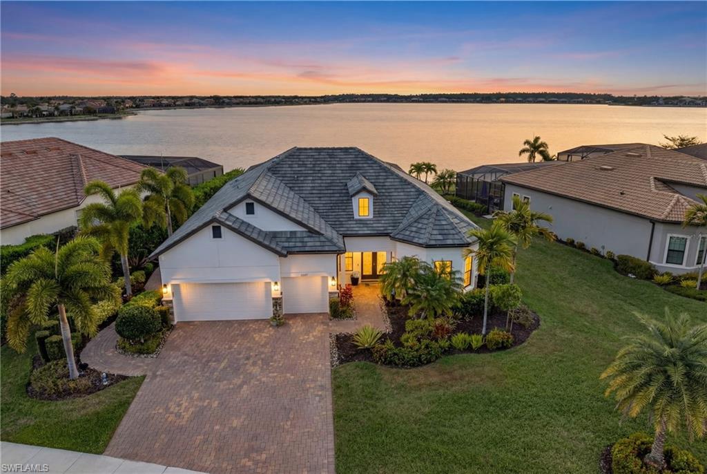 CORKSCREW SHORES - Residential