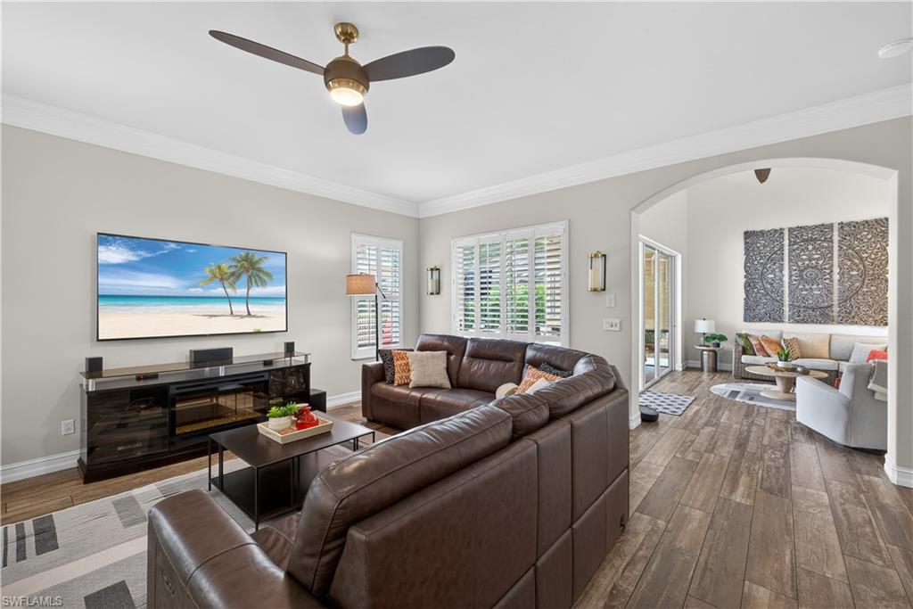 COLONIAL OAKS - Residential