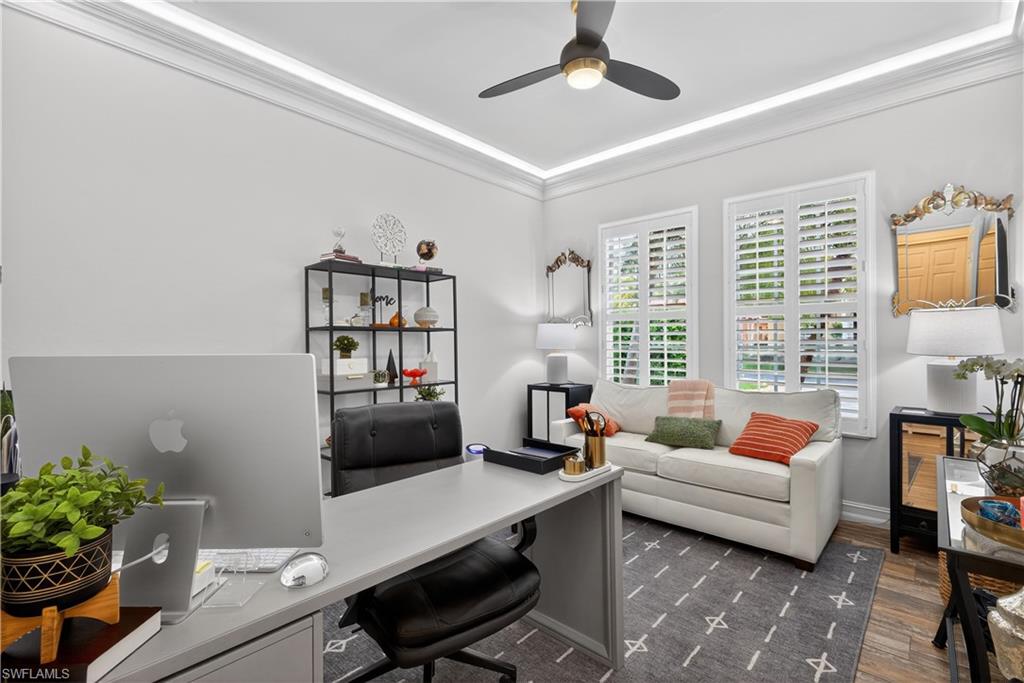 COLONIAL OAKS - Residential