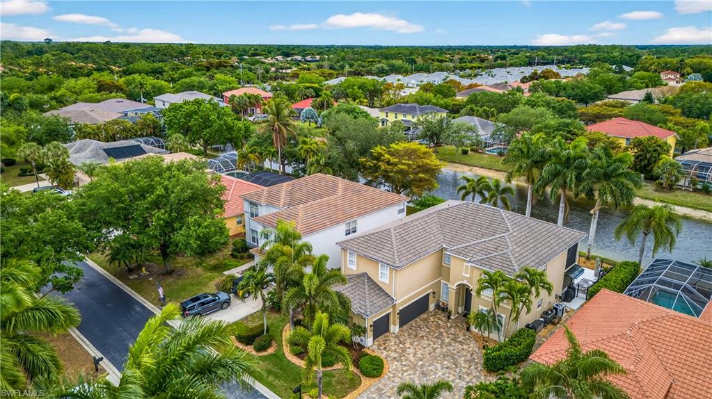 COLONIAL OAKS - Residential