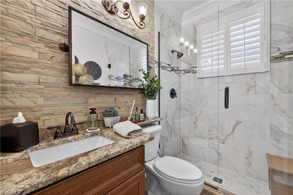 COLONIAL OAKS - Residential