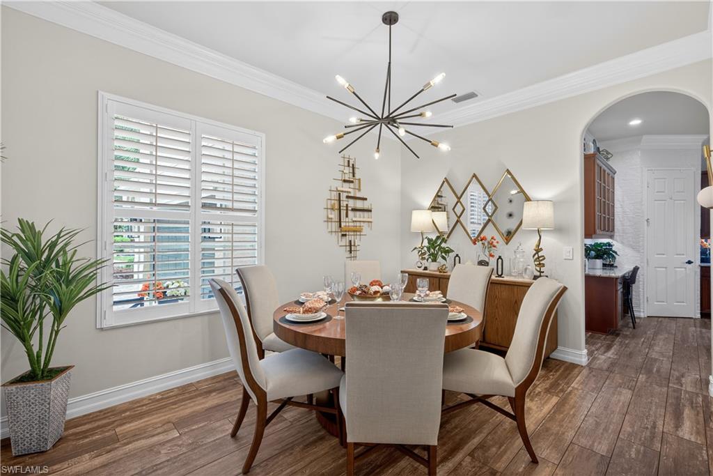 COLONIAL OAKS - Residential