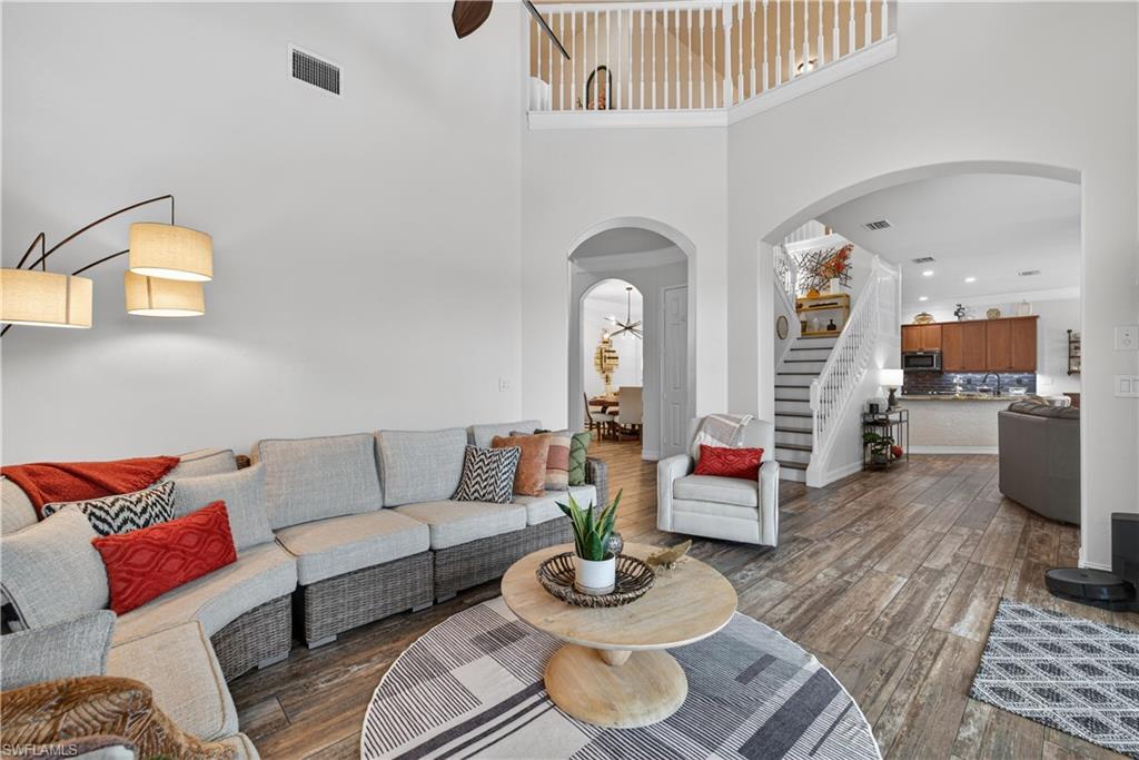 COLONIAL OAKS - Residential