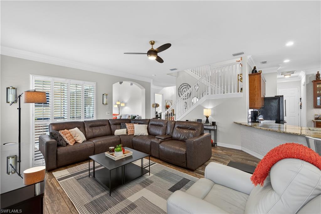 COLONIAL OAKS - Residential