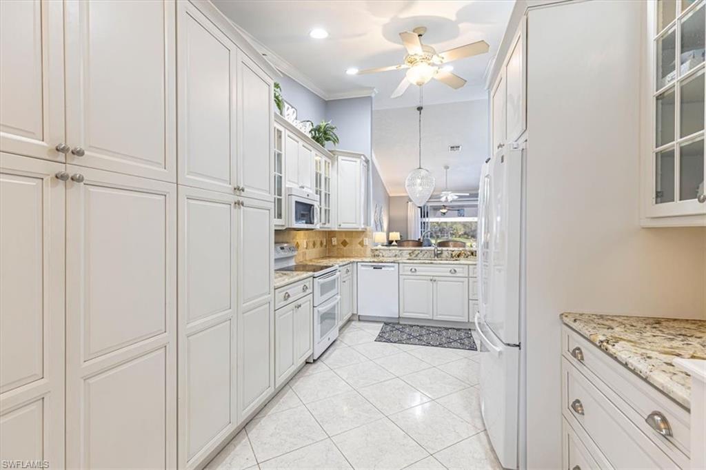 VILLAS OF WHITTENBERG - Residential