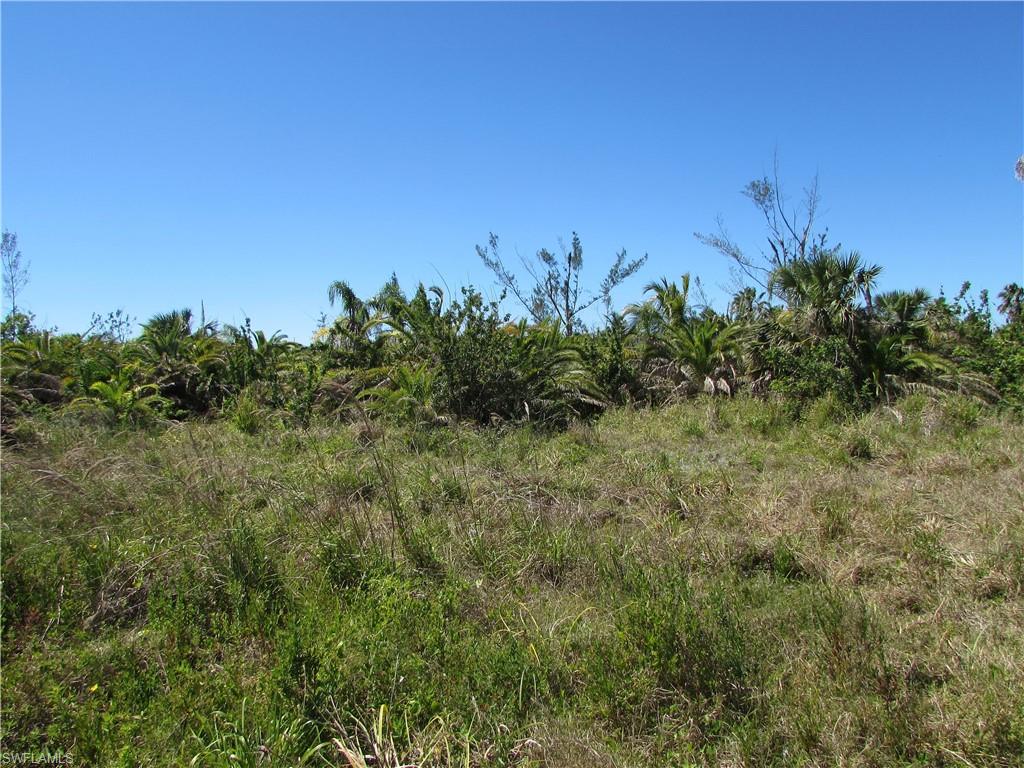 METES AND BOUNDS - Land