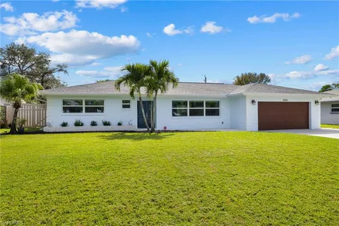 1252 Pompei Ln, Naples, FL 34103 - MLS#: 225020489