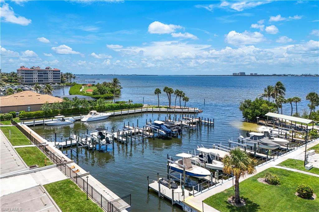 STELLA DEL MAR TOWNHOUSES - Residential