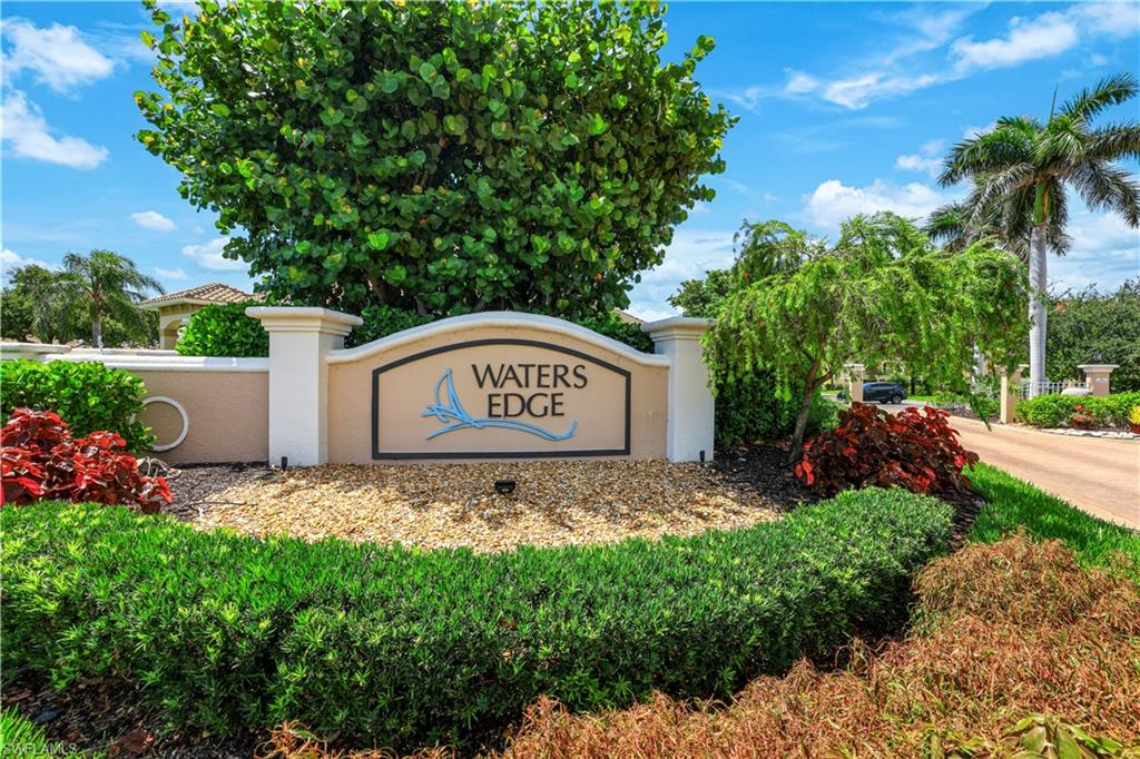 STELLA DEL MAR TOWNHOUSES - Residential