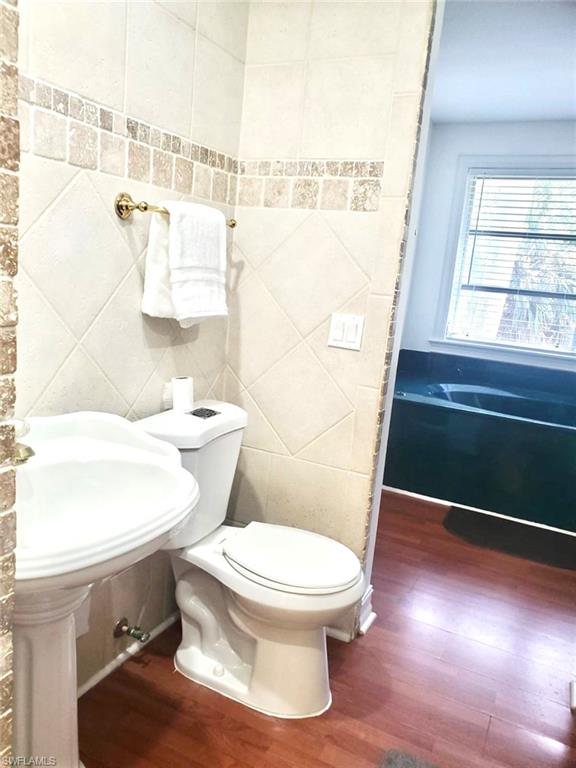 GOLDEN GATE ESTATES - Residential Lease