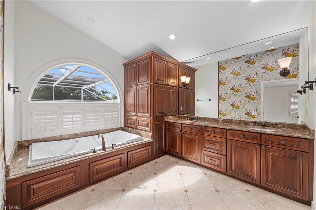 CARILLON WOODS - Residential