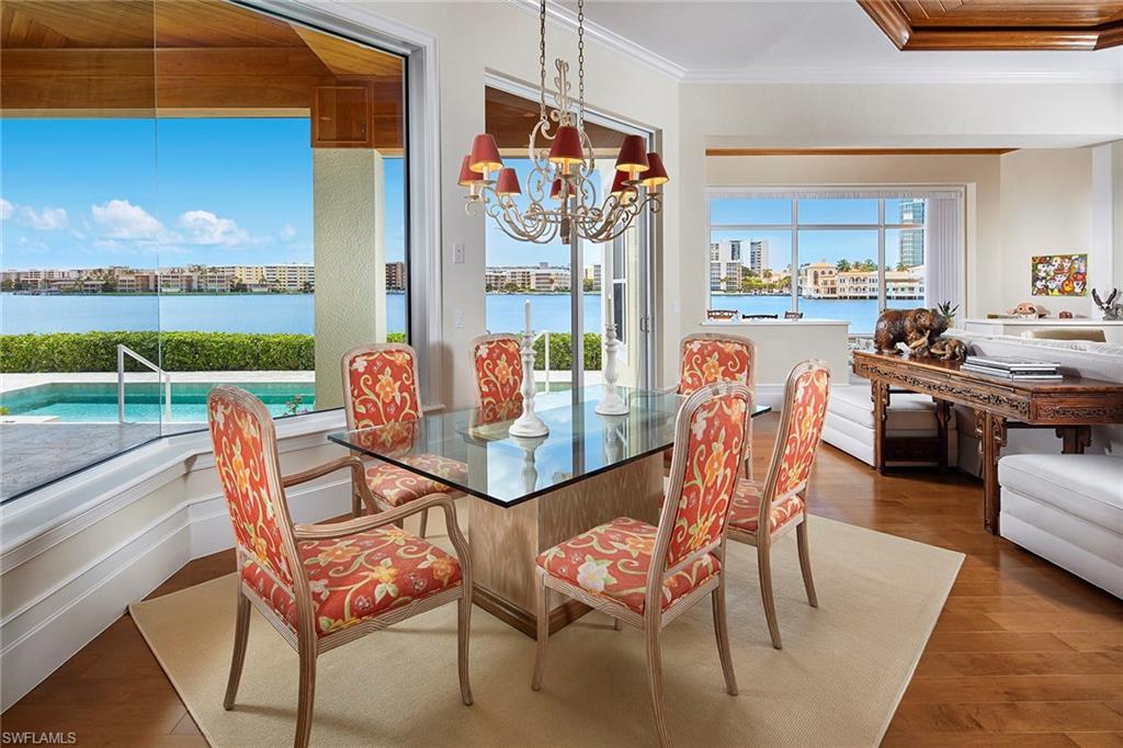 PARK SHORE - Residential