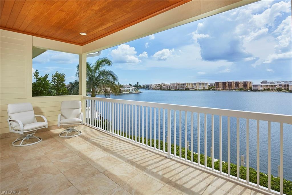 PARK SHORE - Residential