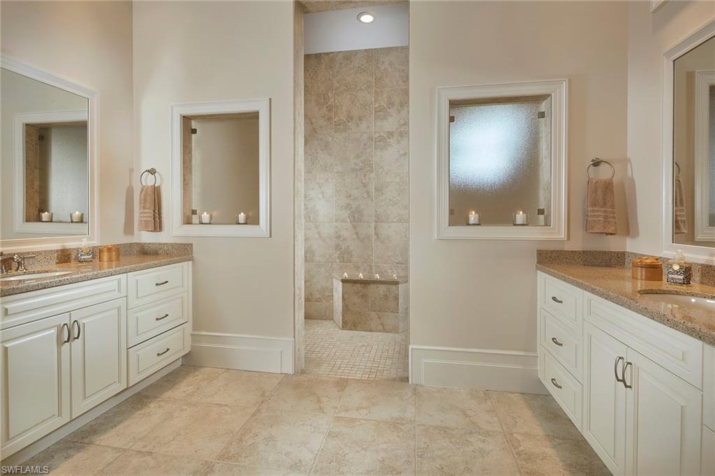 PARK SHORE - Residential