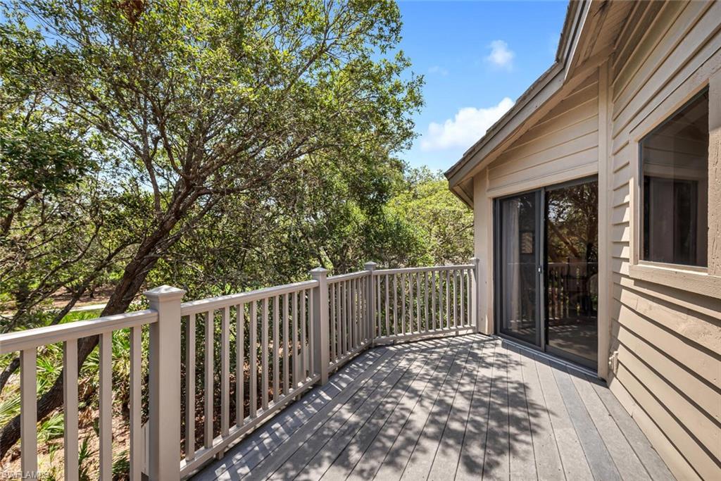 OAKWOOD VILLAS - Residential