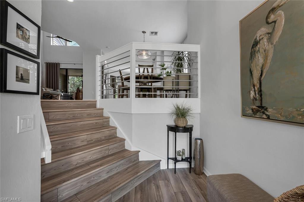 OAKWOOD VILLAS - Residential