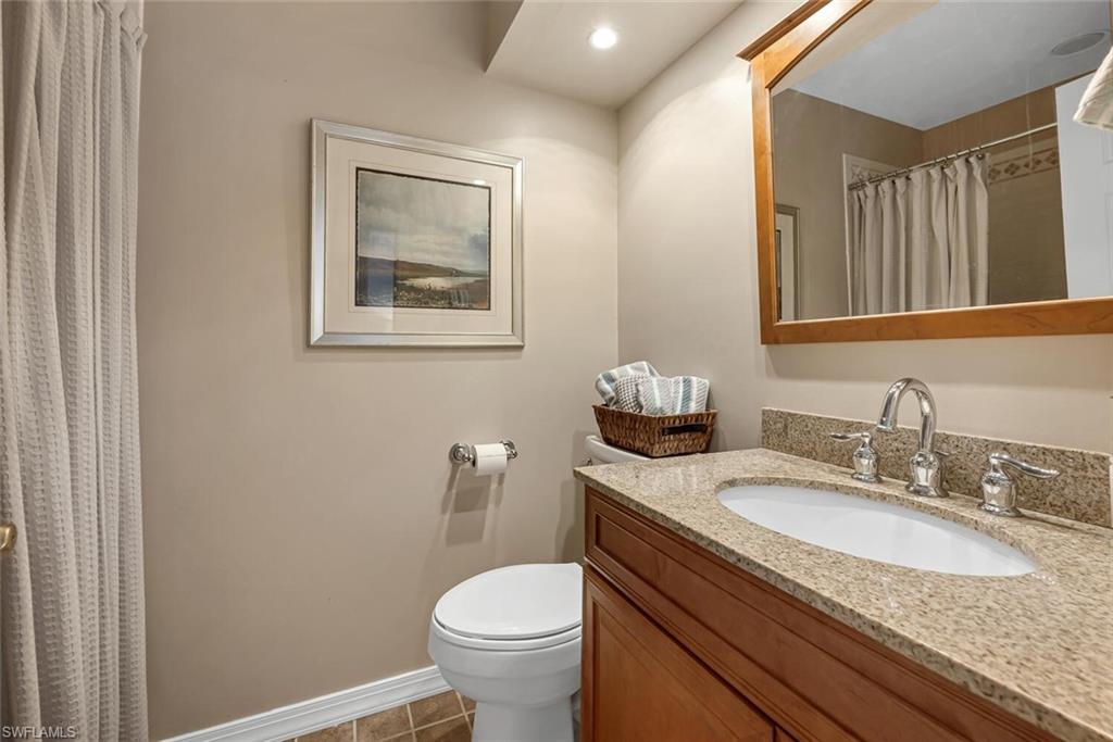 OAKWOOD VILLAS - Residential