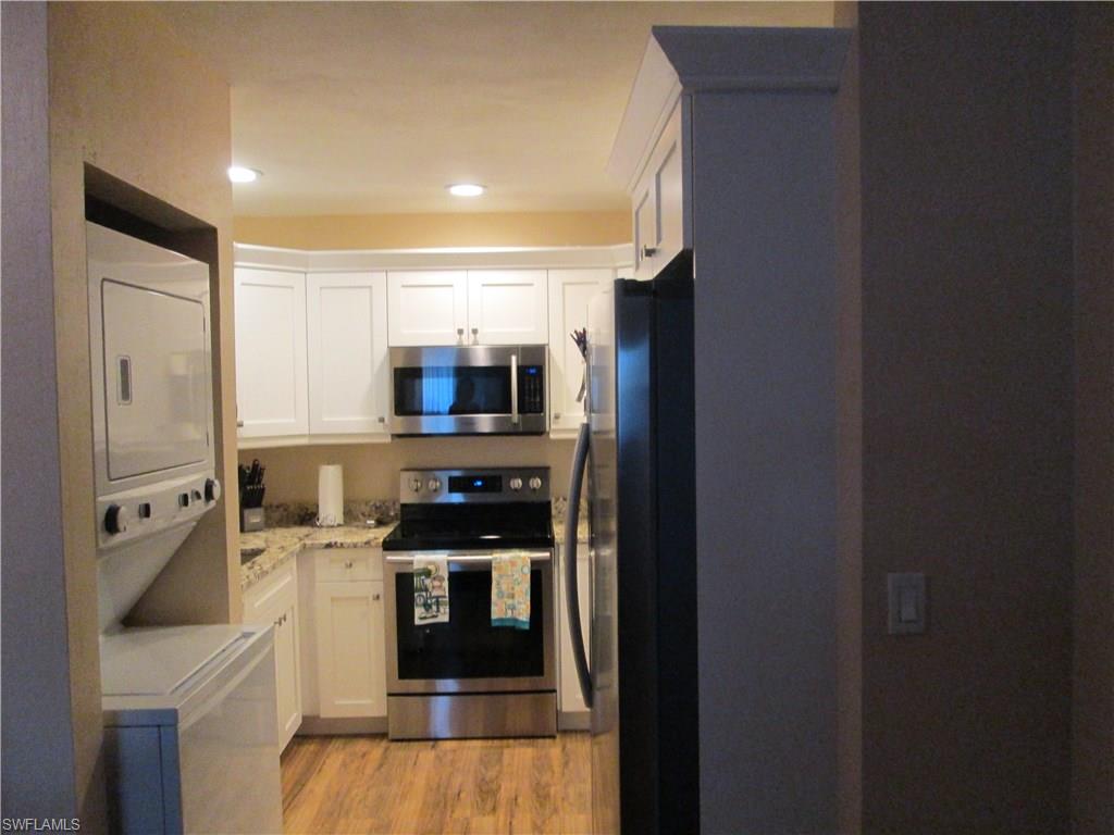 ARLINGTON PARK - Residential