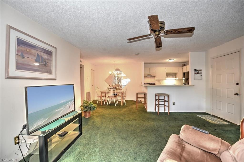 SUMMERLIN WOODS - Residential