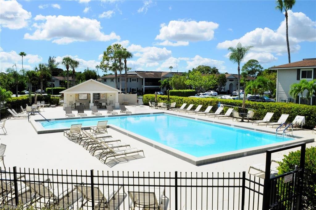 SUMMERLIN WOODS - Residential