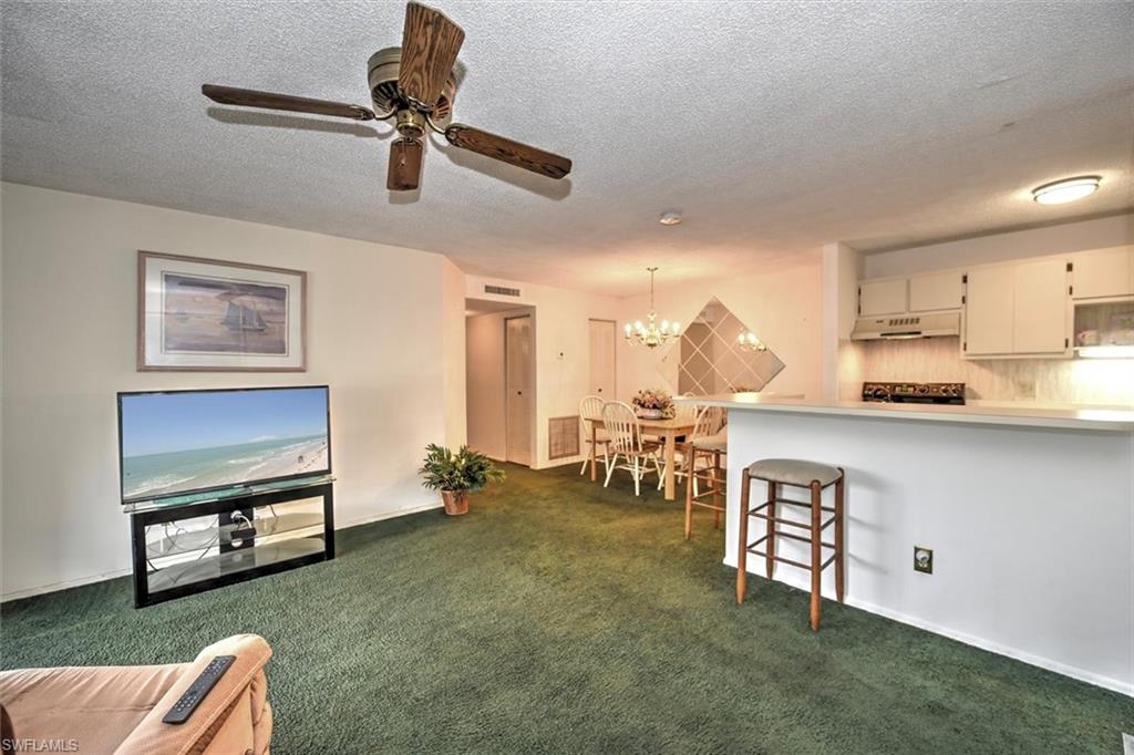 SUMMERLIN WOODS - Residential