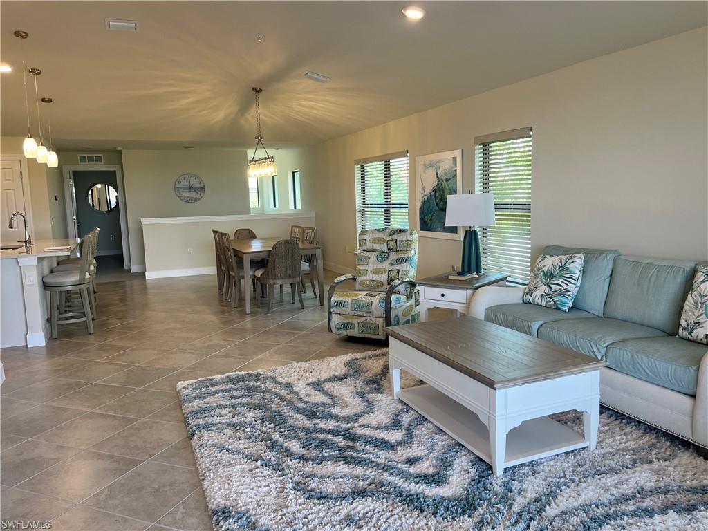 5690 Mayflower WAY 608