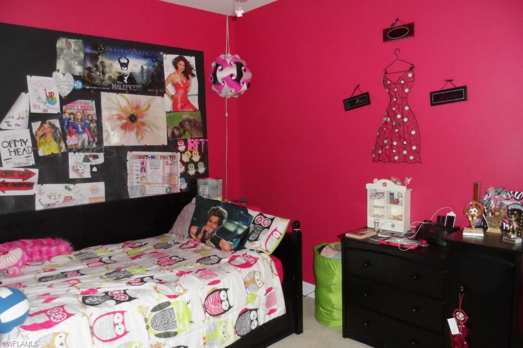 HAMPTON PARK - Residential