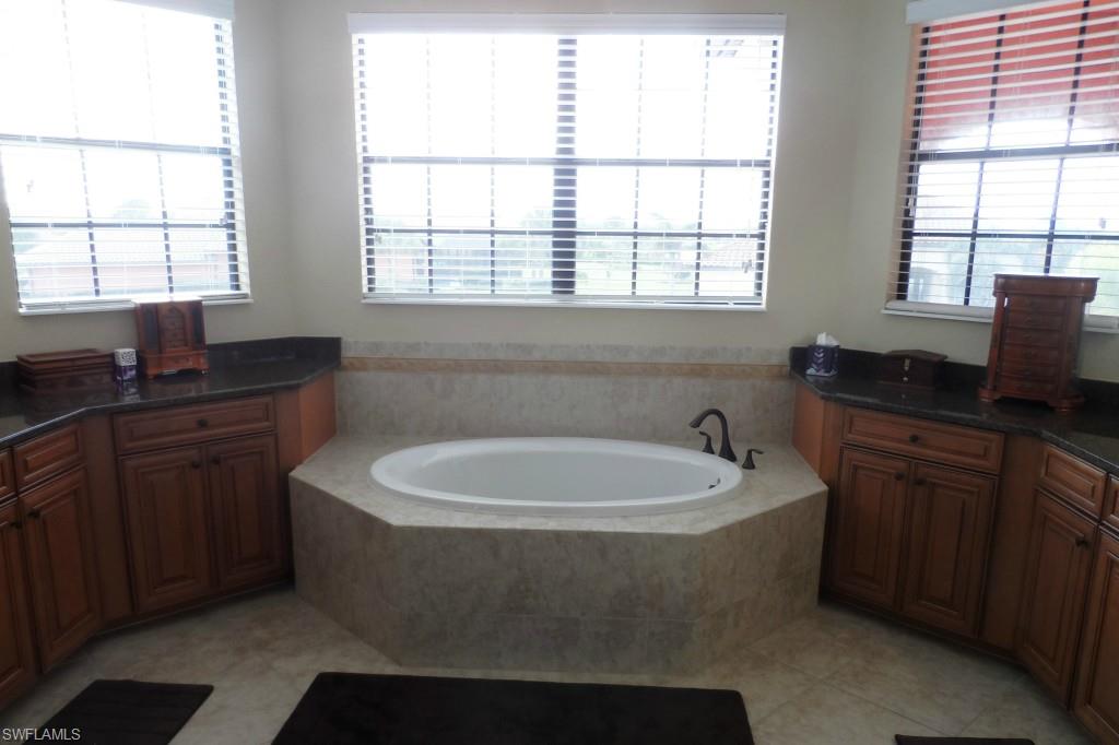 HAMPTON PARK - Residential