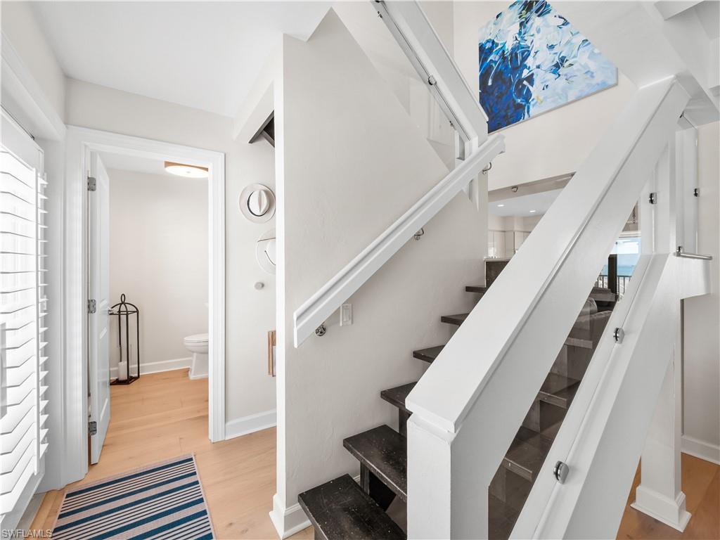 SUNSET CAPTIVA - Residential