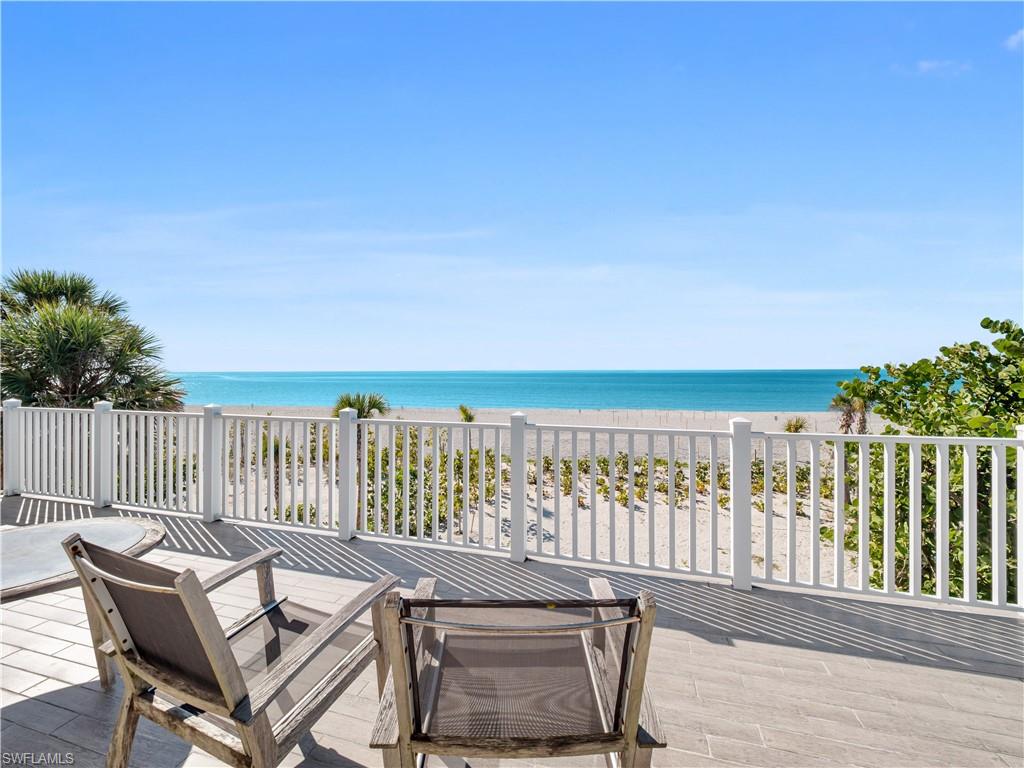 SUNSET CAPTIVA - Residential