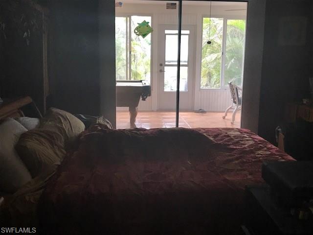 NAPLES PARK - Residential