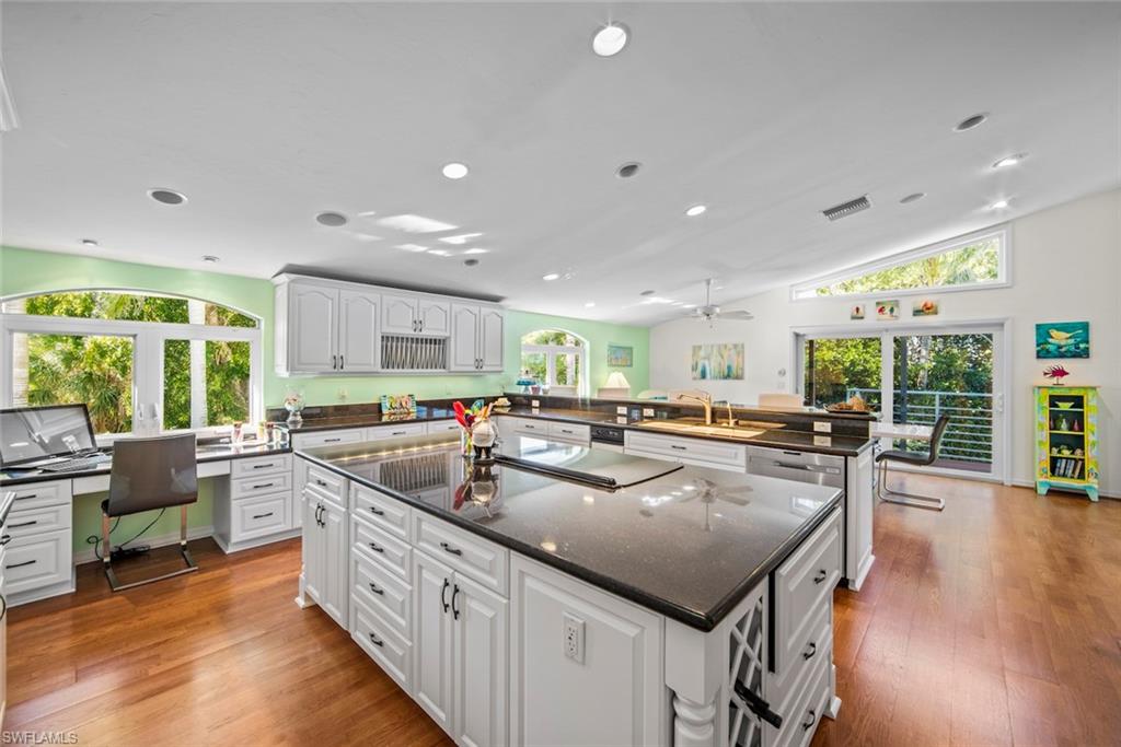 SANIBEL ESTATES - Residential