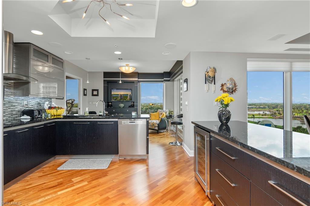 ESTANCIA - Residential