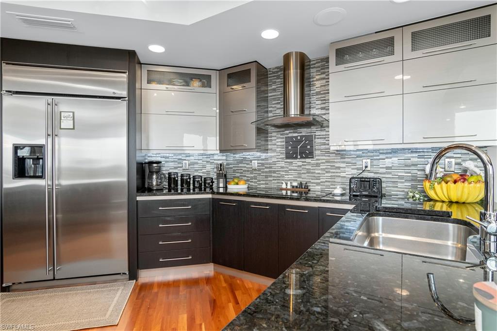 ESTANCIA - Residential