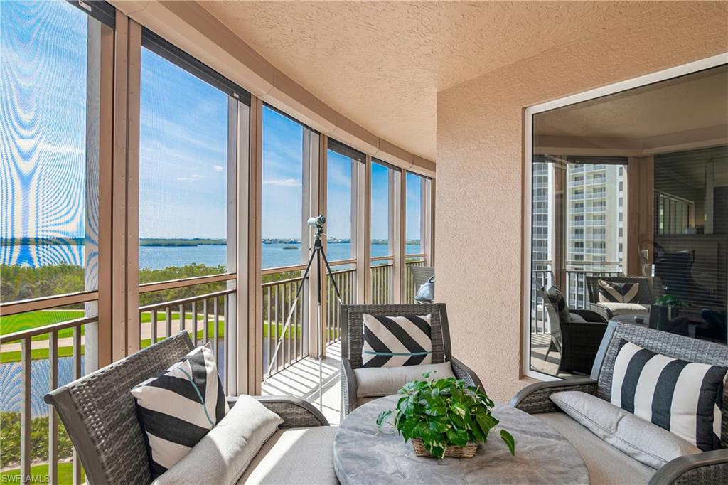 ESTANCIA - Residential