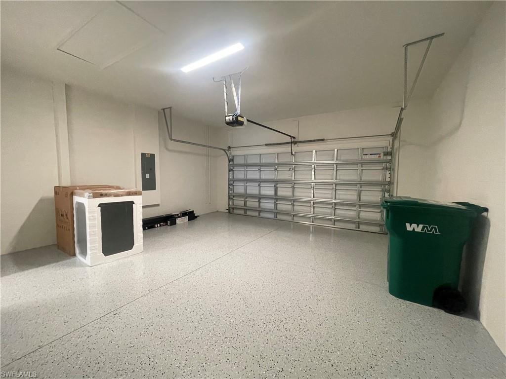 SKYSAIL - Residential Lease