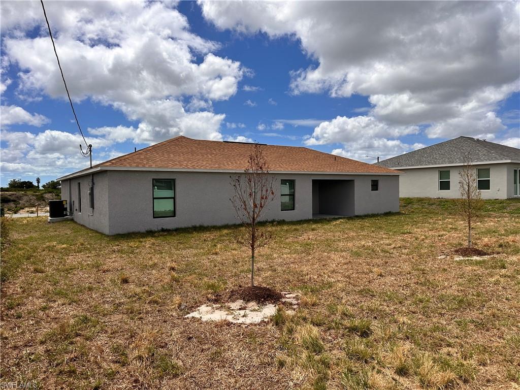 CAPE CORAL - Residential