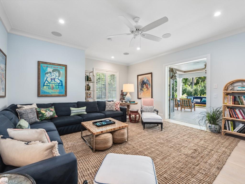 PARK SHORE - Residential