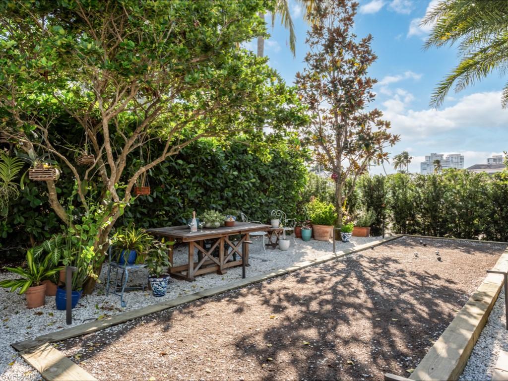 PARK SHORE - Residential