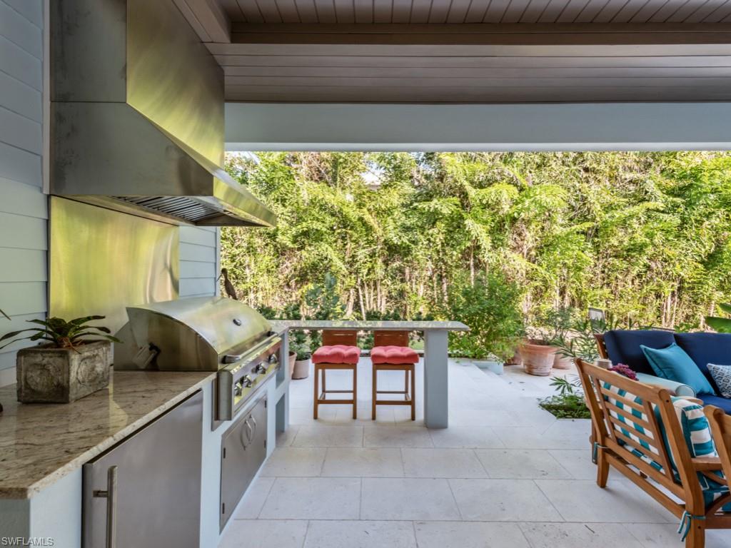 PARK SHORE - Residential